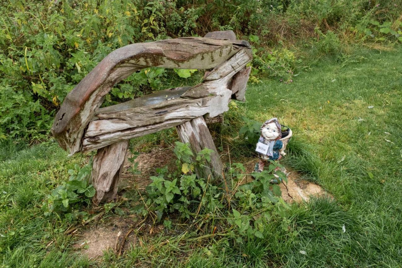 Hotel Rum Bridge "Owl Watch" Wooden Tipi à Sudbury  Extérieur photo